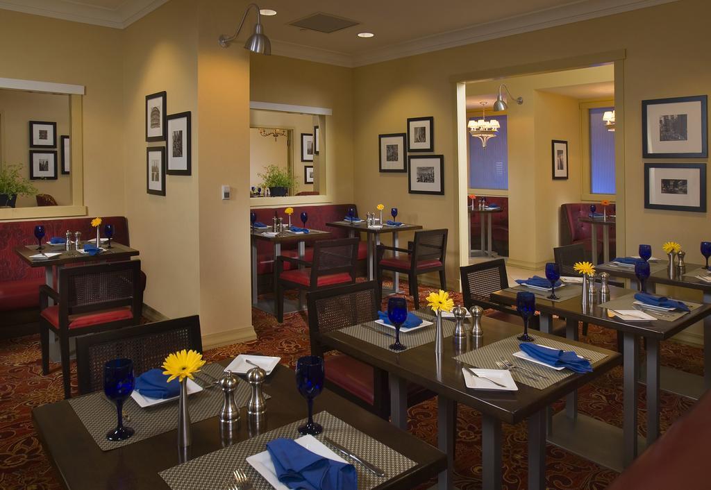 The Hotel Ml Mount Laurel Restaurant photo