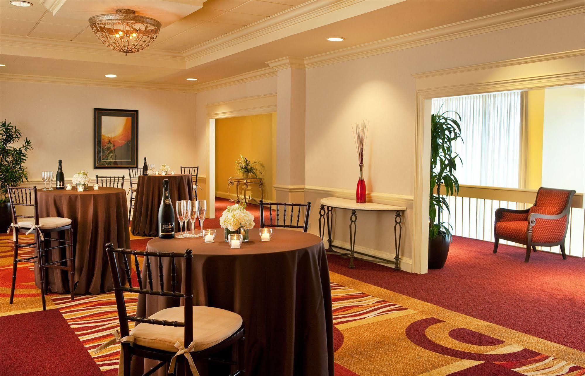 The Hotel Ml Mount Laurel Exterior photo